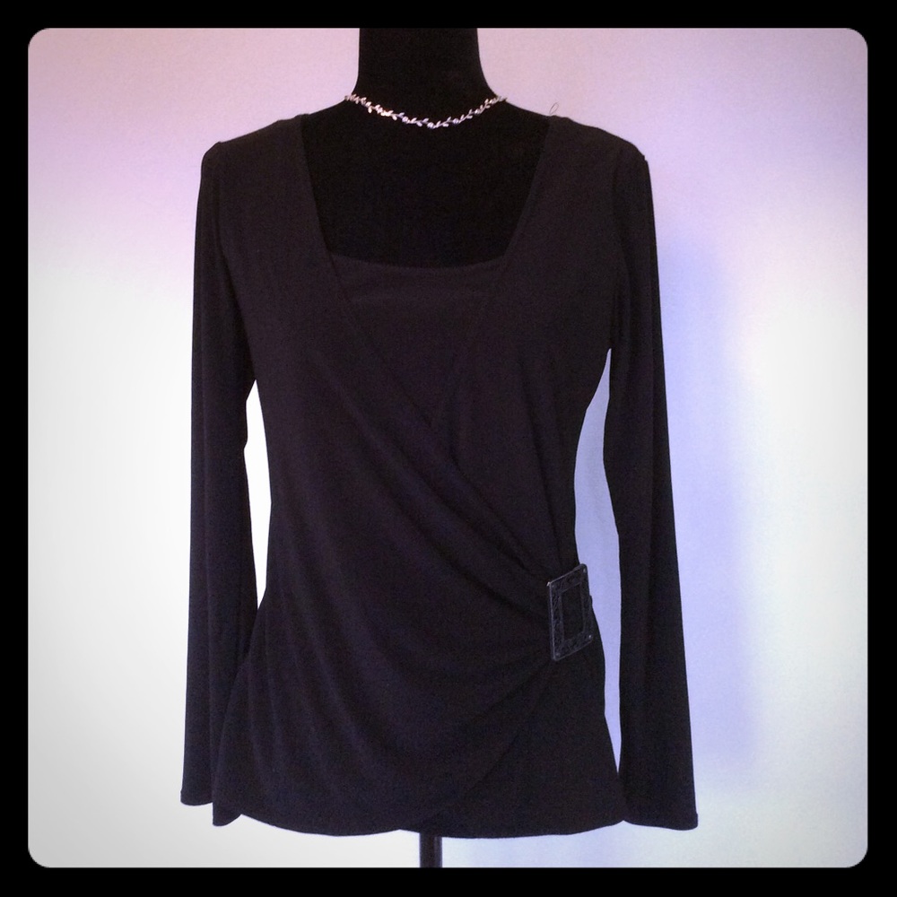 Black Crossover w/ Buckle